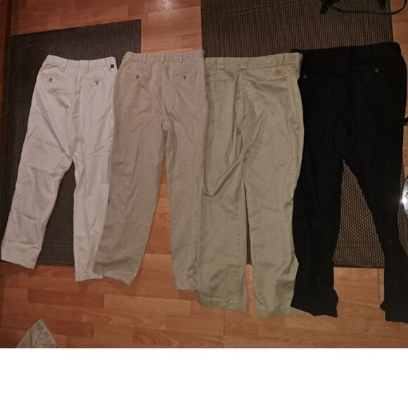 SALE! 4 pairs of Mens Khaki's sz 32/33 length 32 - Preowned in great condition! - Picture 6 of 8